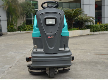 Ride - on Scrubber Dryer / Hotel Room Service Equipment With Low Noise Design
