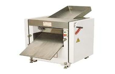 Stainless Steel 220V Food Processing Equipments / Kneading Machine For Restaurant