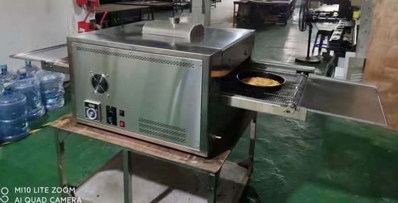 12KW Commercial Kitchen Equipments Hot Air Convection Gas Conveyor Pizza Oven 12 Inch Crawler Type