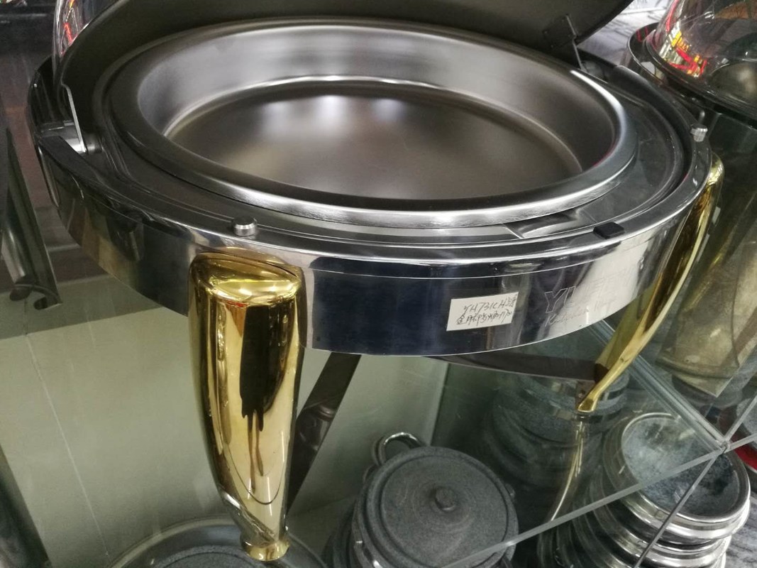 Durable Stainless Steel Cookwares , Round Roll Top Chafing Dish Stand with Golden Plated Hollow