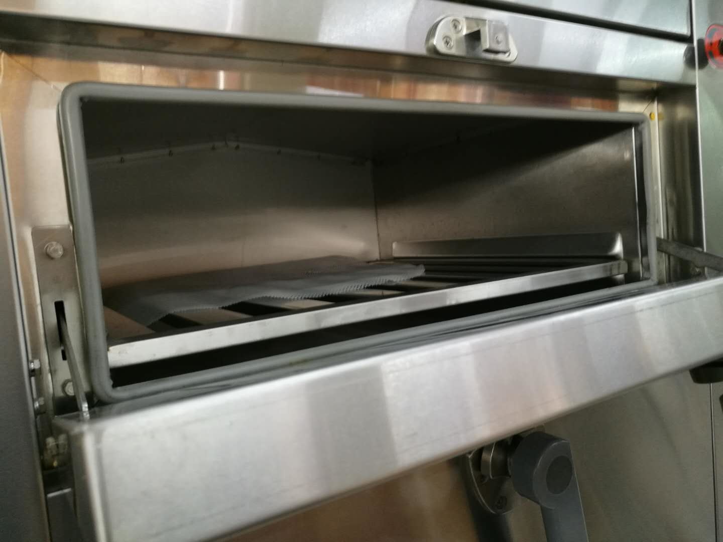 3 Door Full Commercial Electric Steamer / Stainless Steel Gas Steamer